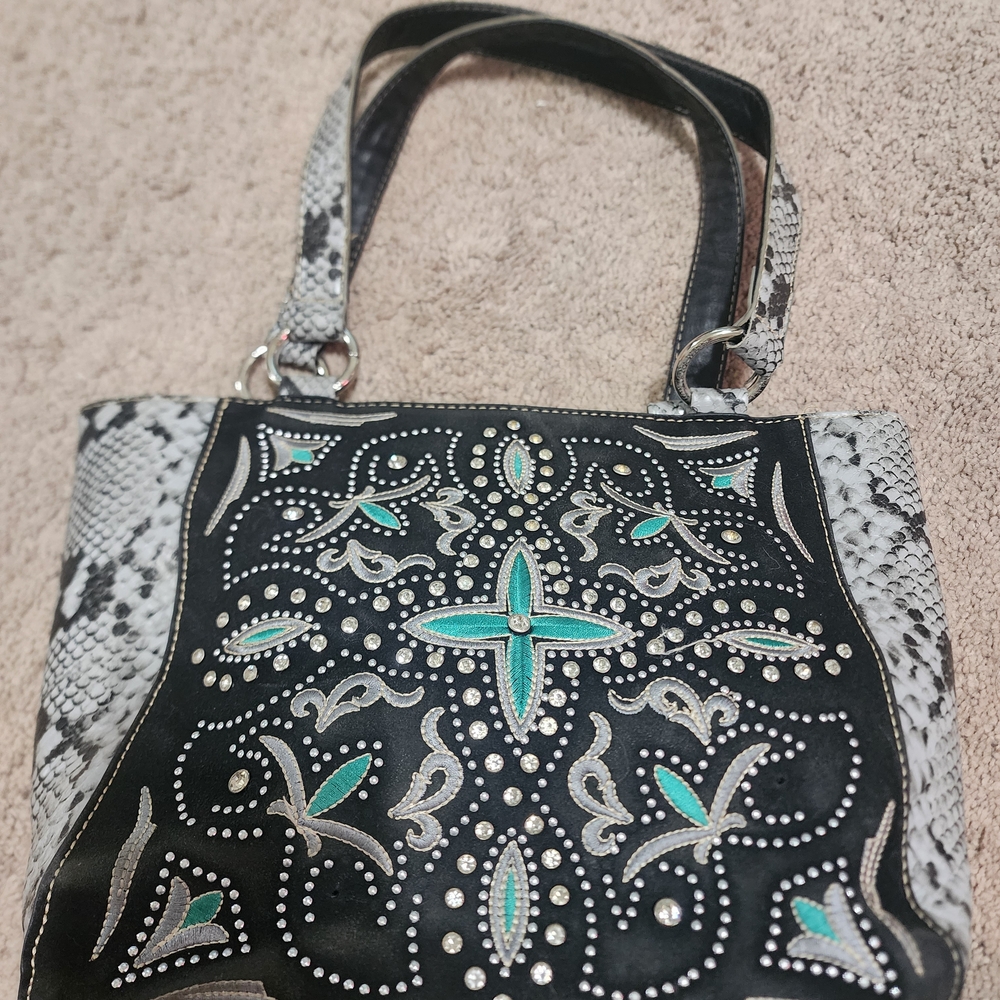 Consealed Carry Montana West Black and Silver Tote with Wallet
